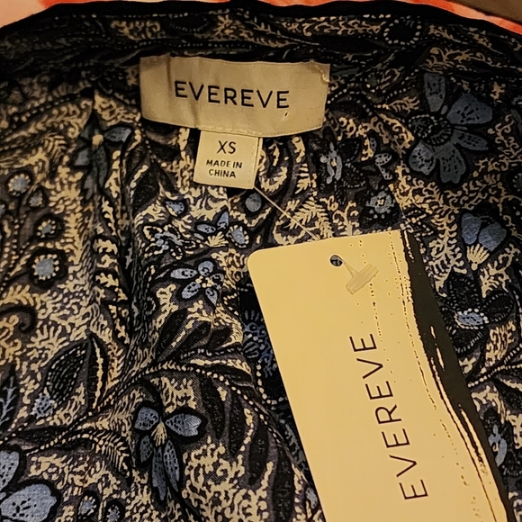 Evereve Sheila Floral Batik Piped Top NWT - Picture 5 of 5